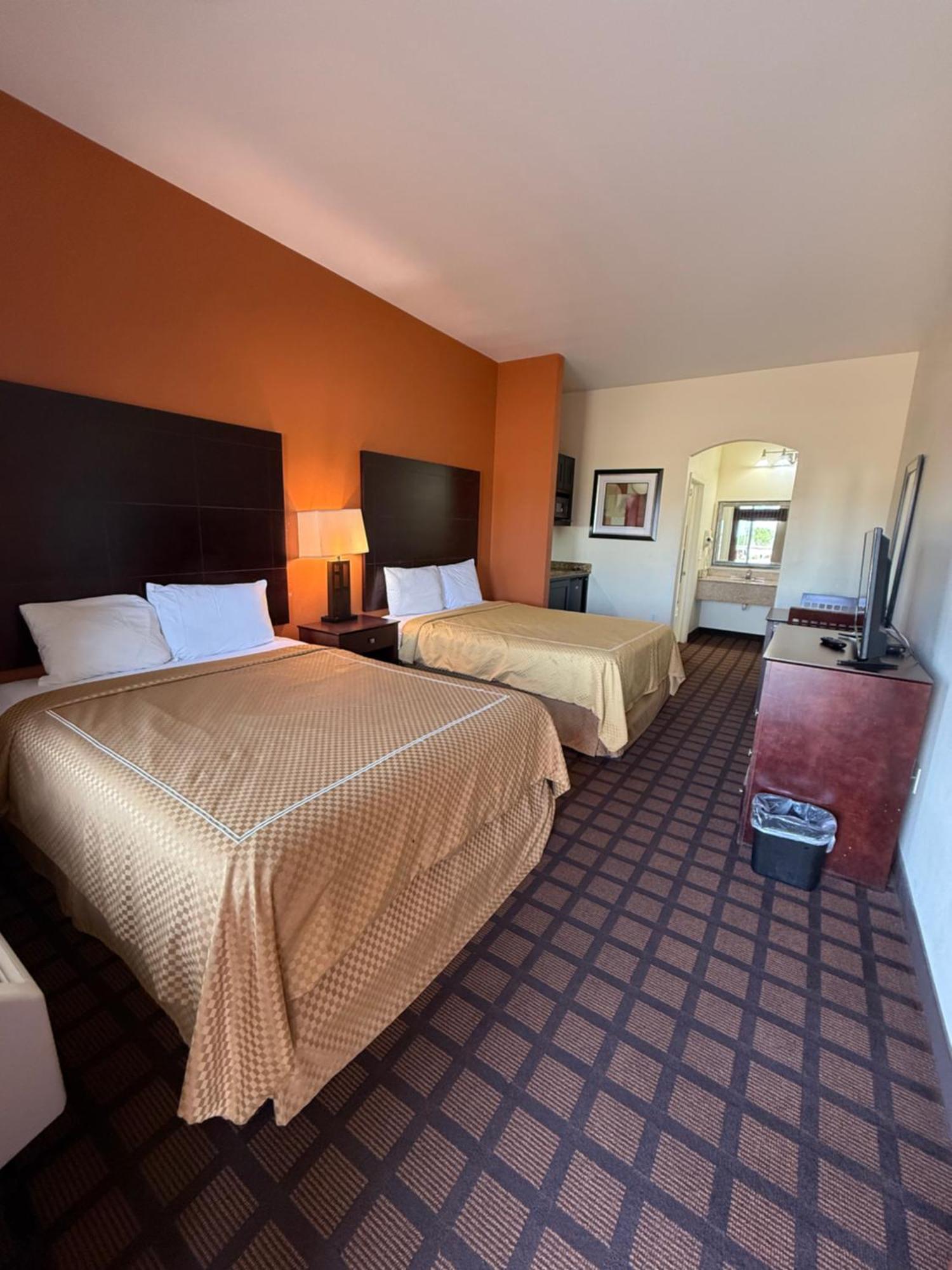 Executive Inn And Suites Pittsburg Екстер'єр фото
