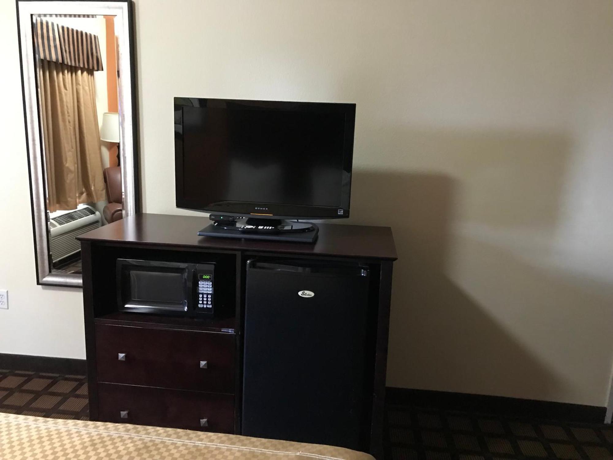Executive Inn And Suites Pittsburg Екстер'єр фото